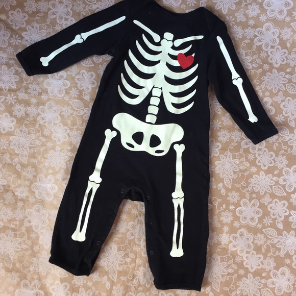 old navy skeleton onesie